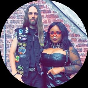 Meet your Posher, Ebony